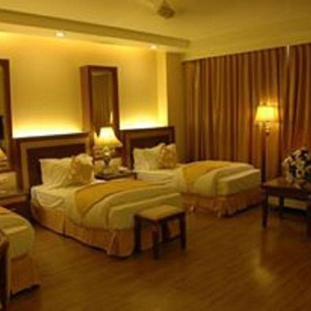 Hotel Picasso Paschim Vihar Delhi - Couple Friendly Local Ids Accepted Eksteriør bilde