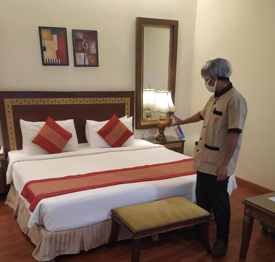Hotel Picasso Paschim Vihar Delhi - Couple Friendly Local Ids Accepted Eksteriør bilde