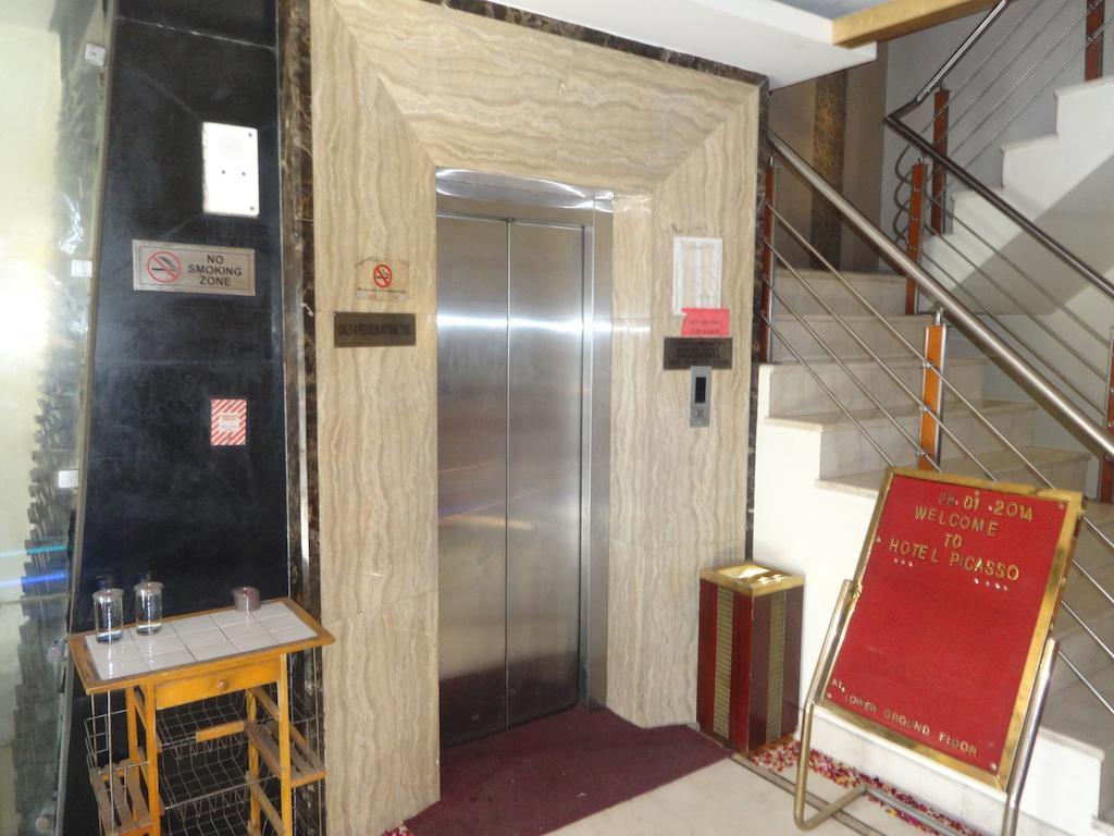 Hotel Picasso Paschim Vihar Delhi - Couple Friendly Local Ids Accepted Eksteriør bilde