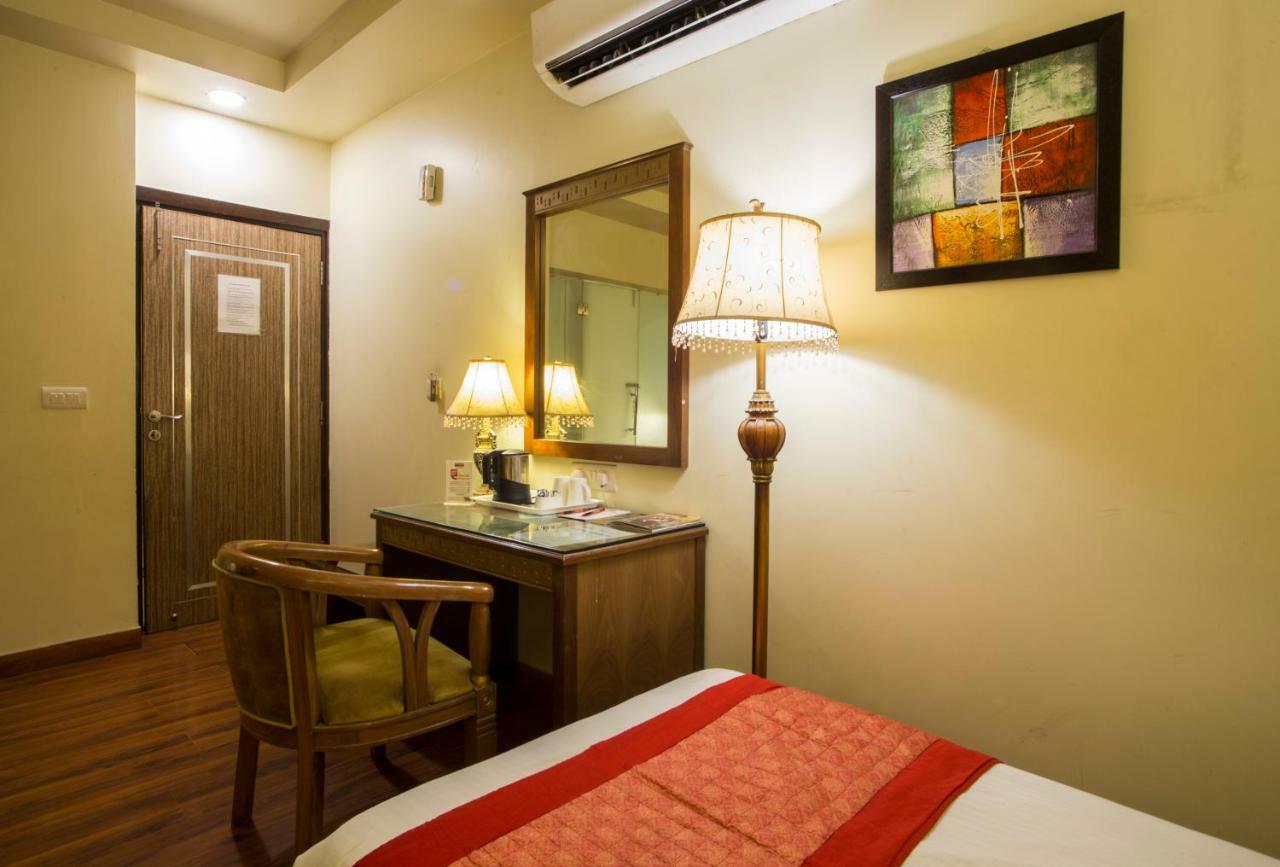 Hotel Picasso Paschim Vihar Delhi - Couple Friendly Local Ids Accepted Eksteriør bilde
