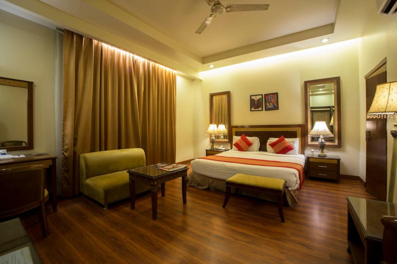 Hotel Picasso Paschim Vihar Delhi - Couple Friendly Local Ids Accepted Eksteriør bilde