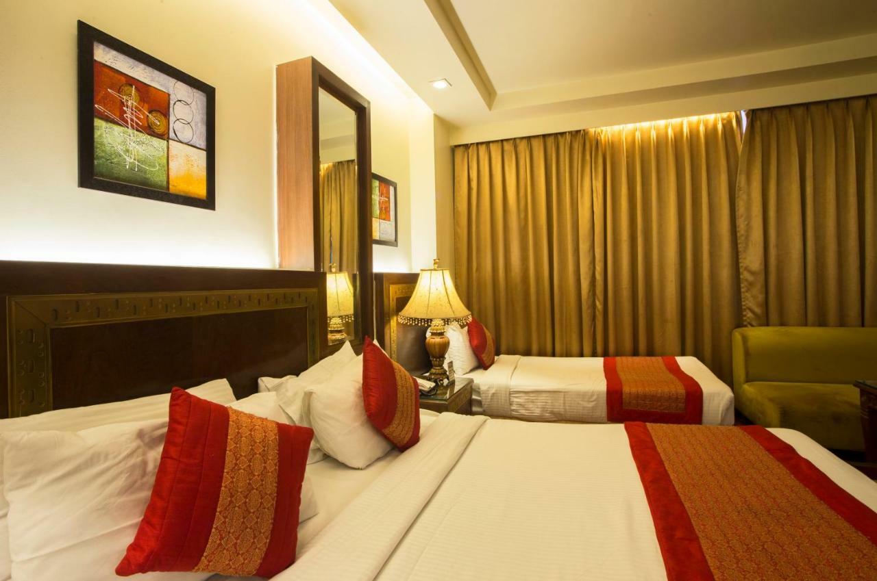 Hotel Picasso Paschim Vihar Delhi - Couple Friendly Local Ids Accepted Eksteriør bilde