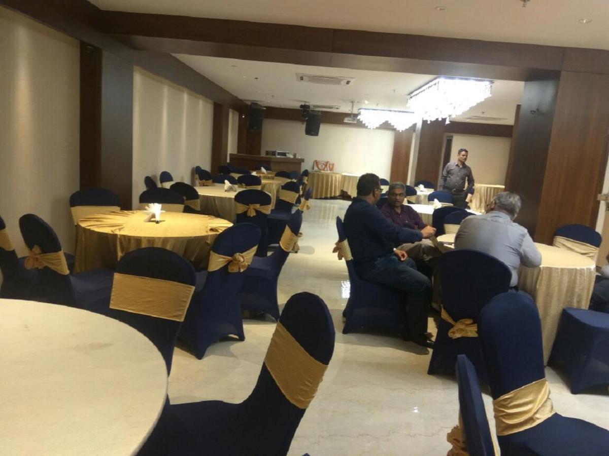 Hotel Picasso Paschim Vihar Delhi - Couple Friendly Local Ids Accepted Eksteriør bilde